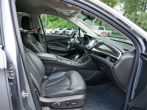 Used 2019 Buick Envision Premium AWD/4WD image 8