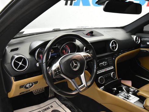 Used 2015 Mercedes-Benz SL 400 image 11