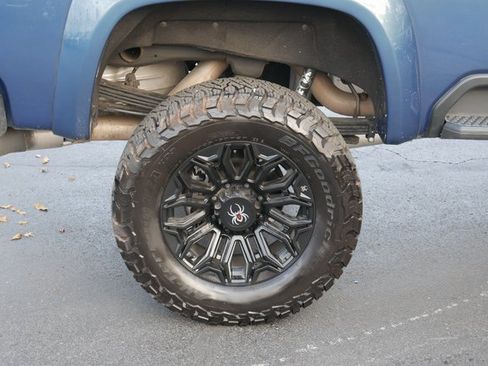 Used 2025 Chevrolet Silverado 2500 LT w/ Trail Boss Package image 12