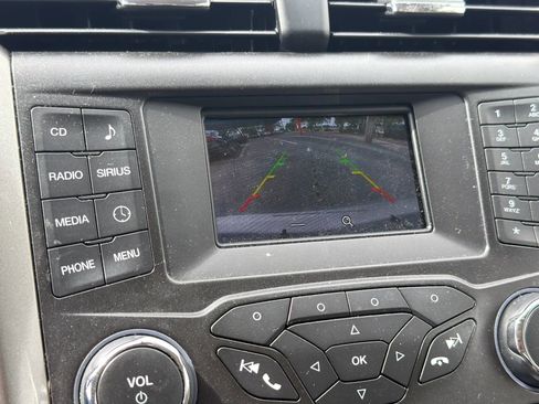 Used 2017 Ford Fusion SE image 24