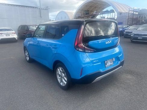 Used 2023 Kia Soul S FWD image 3