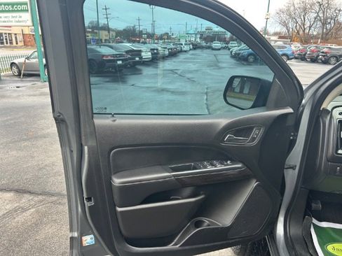 Used 2019 GMC Canyon SLE w/ SLE Convenience Package image 15