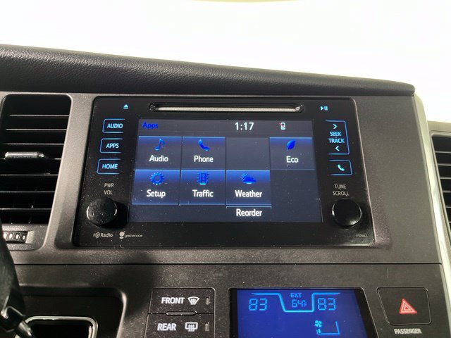 Used 2015 Toyota Sienna LE FWD image 28