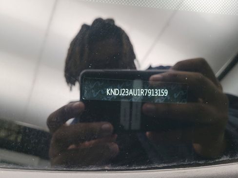 Used 2024 Kia Soul LX w/ Option Group 015 image 33