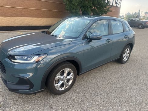 Certified 2024 Honda HR-V LX image 6