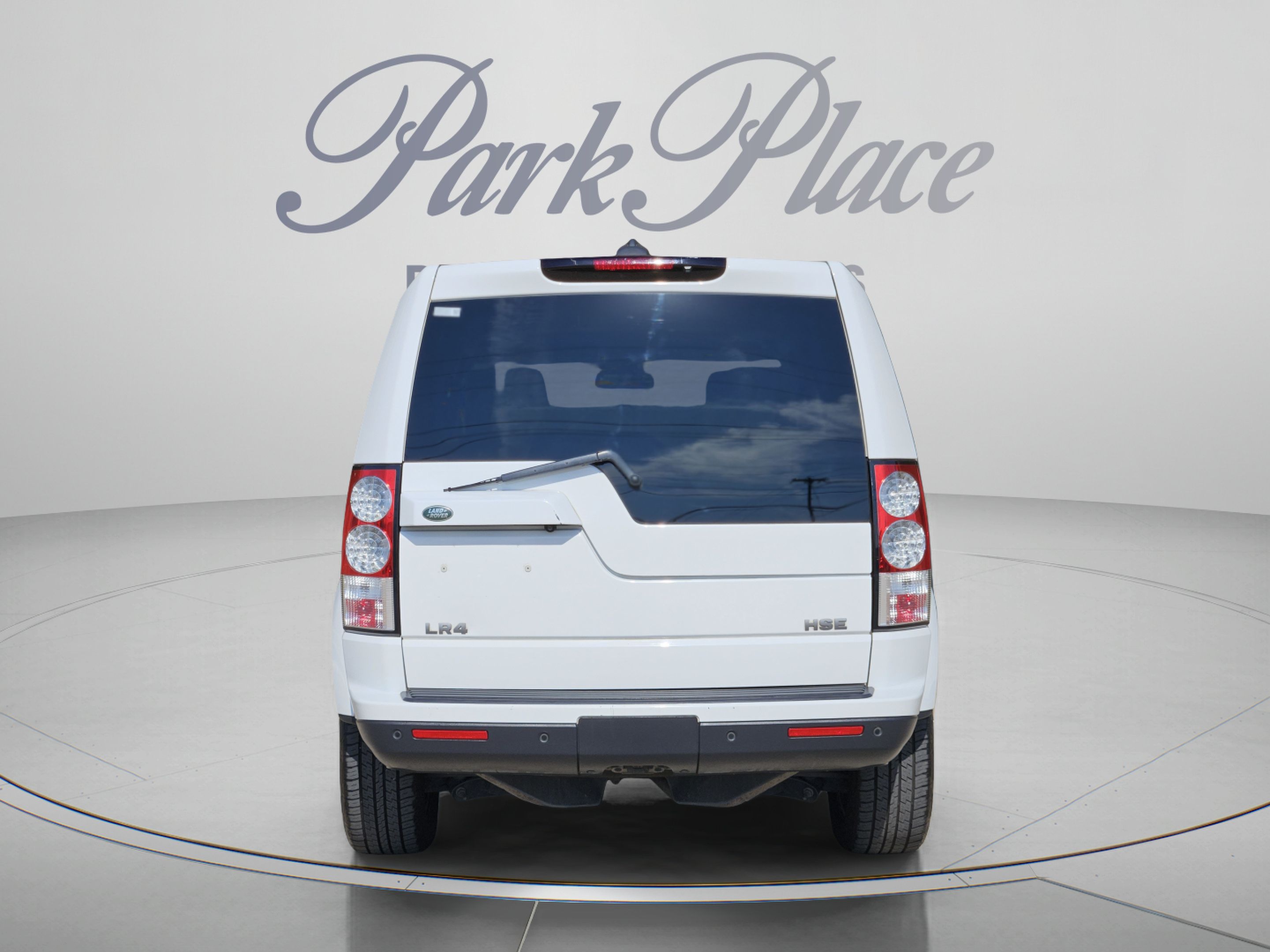Used 2012 Land Rover LR4 HSE AWD/4WD image 4