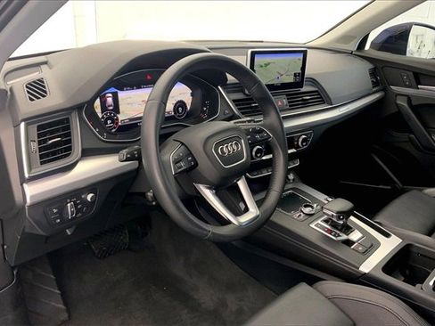 Used 2018 Audi Q5 Prestige w/ Prestige Package image 14