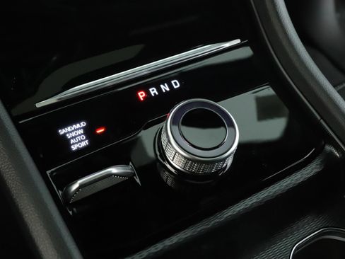 New 2026 Jeep Grand Cherokee Laredo image 15