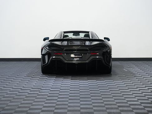 Used 2020 McLaren 600LT Spider RWD image 7