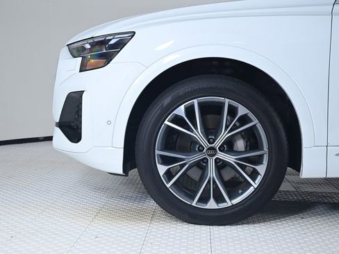 Certified 2025 Audi Q8 Premium w/ Convenience Package image 26