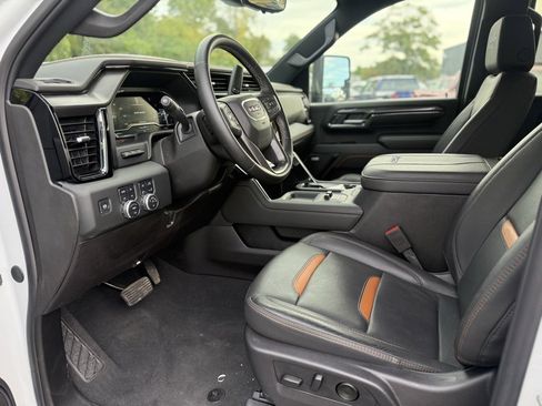 Used 2024 GMC Sierra 3500 AT4 w/ AT4 Premium Plus Package image 14
