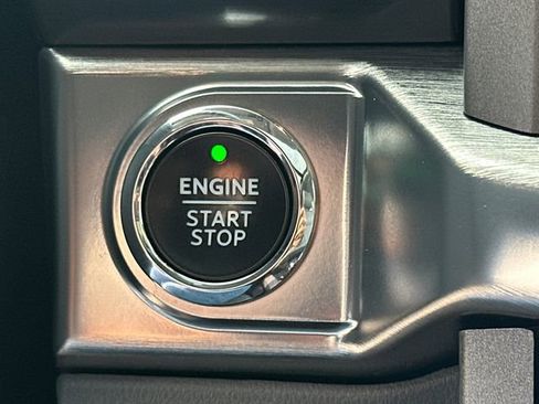 Used 2022 Ford F150 Lariat w/ Equipment Group 502A High image 36