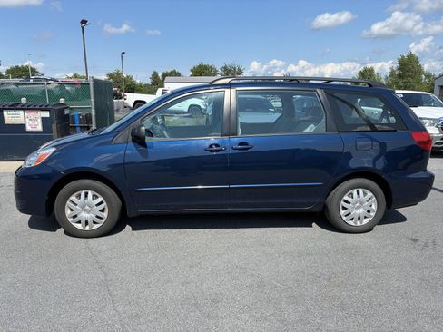 Used 2005 Toyota Sienna CE w/ CE Pkg 1 FWD image 4