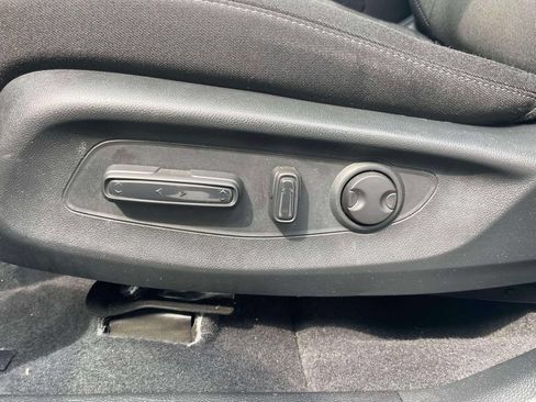 Certified 2024 Honda CR-V EX image 19