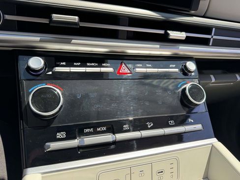Certified 2026 Hyundai Santa Fe SEL AWD/4WD image 26