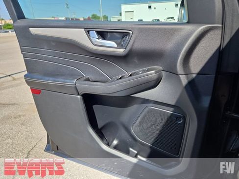 Used 2021 Ford Escape SEL AWD/4WD image 17