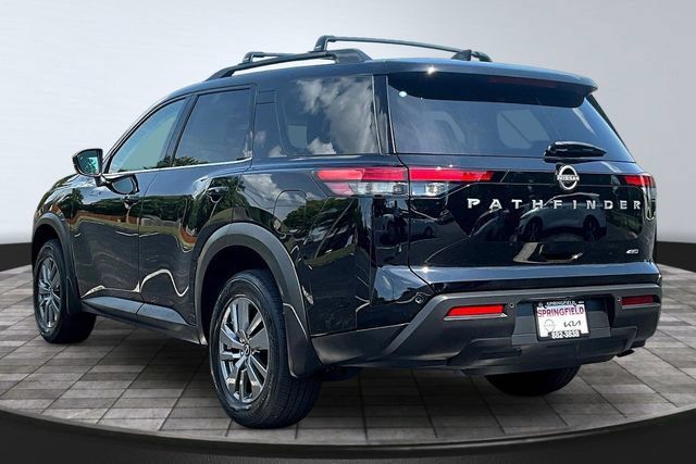 Used 2025 Nissan Pathfinder SV AWD/4WD image 4