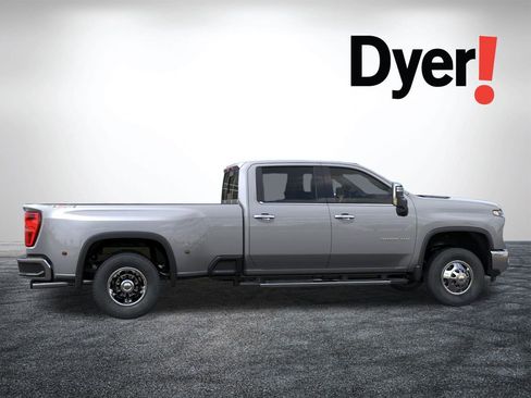 New 2026 Chevrolet Silverado 3500 LTZ w/ LTZ Plus Package AWD/4WD image 7