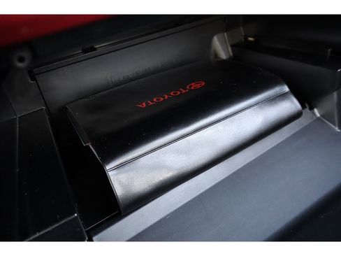 Used 2019 Toyota Tacoma SR5 image 32