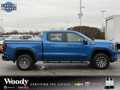 Certified 2022 GMC Sierra 1500 AT4 w/ AT4 Preferred Package image 9