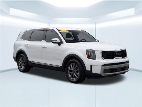 Used 2023 Kia Telluride LX image 8