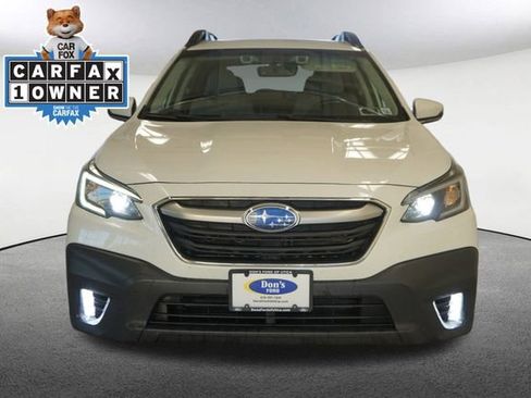 Used 2022 Subaru Outback Premium image 17