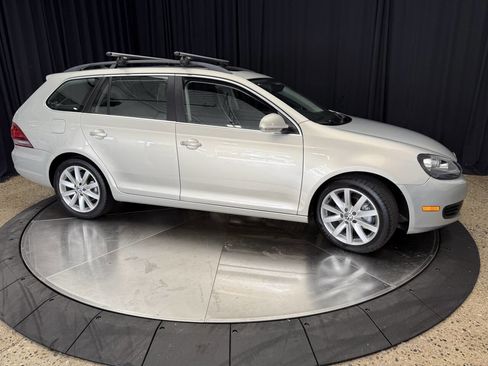 Used 2011 Volkswagen Jetta SE image 6