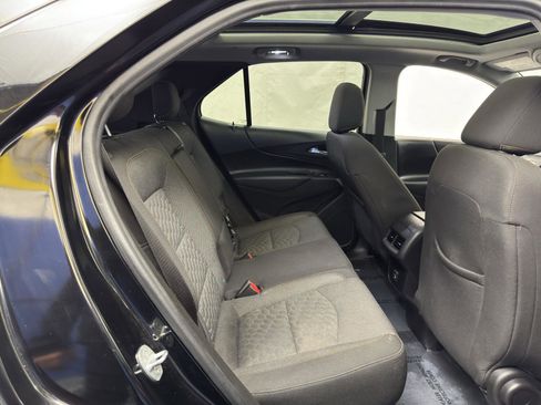 Used 2020 Chevrolet Equinox LT AWD/4WD image 32