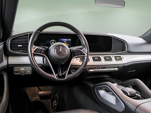 Used 2024 Mercedes-Benz GLE 350 4MATIC image 21