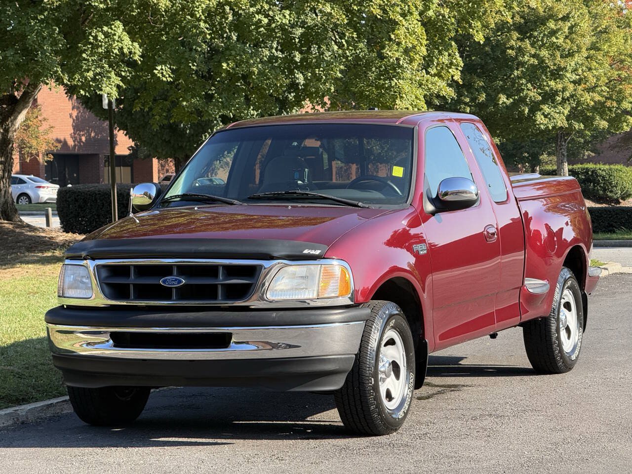 Used 1997 Ford F150 XLT RWD image 2