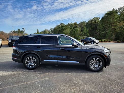 Used 2022 Lincoln Aviator 2WD image 6