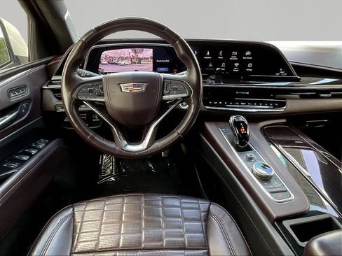 Used 2022 Cadillac Escalade Sport Platinum w/ LPO, Floor Liner Package AWD/4WD image 10