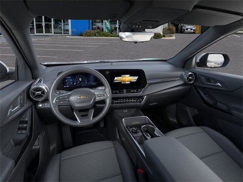 New 2026 Chevrolet Equinox LT image 15