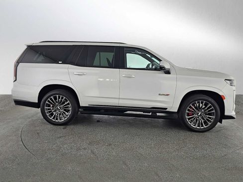 Used 2024 Cadillac Escalade V AWD/4WD image 2