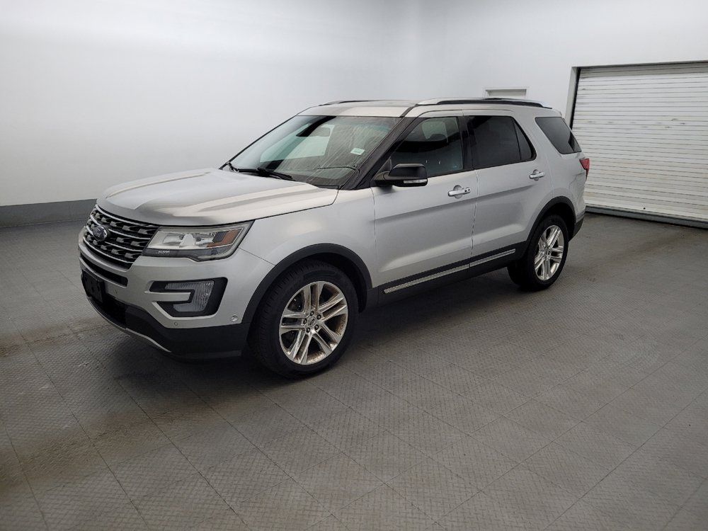 Used 2016 Ford Explorer Limited w/ Equipment Group 301A AWD/4WD image 2