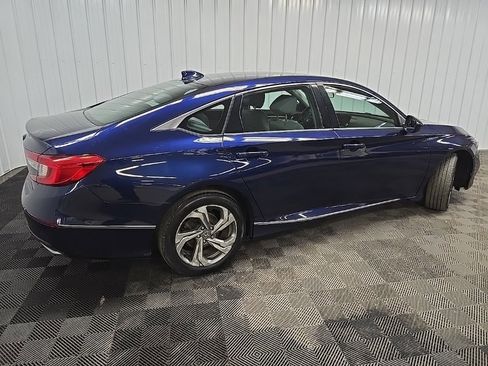 Used 2018 Honda Accord EX image 3