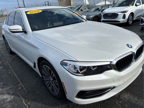 Used 2018 BMW 530i image 2