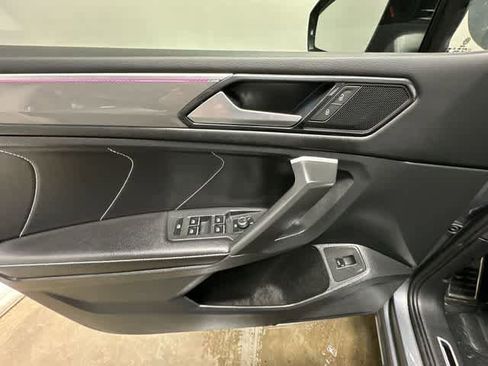 Certified 2024 Volkswagen Tiguan SE R-Line image 19