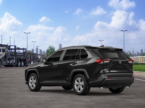 New 2025 Toyota RAV4 XLE image 40