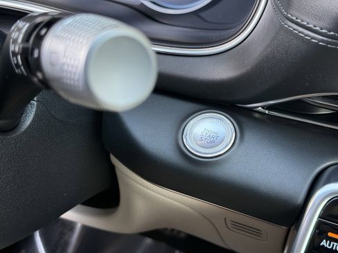 Used 2023 Genesis GV80 3.5T image 32