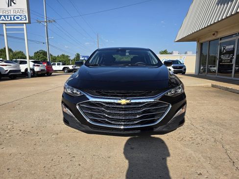 Used 2024 Chevrolet Malibu LT FWD image 2