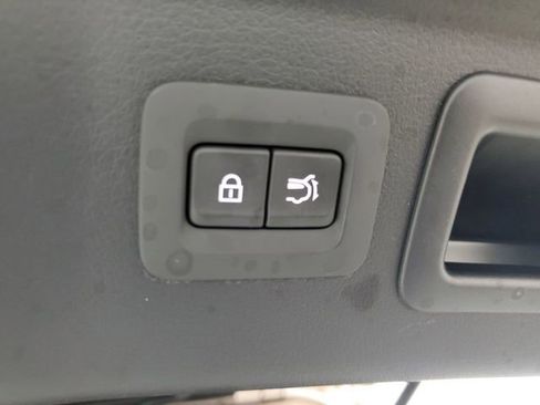 Used 2025 MAZDA CX-70 3.3 Turbo w/ Premium Plus Pkg image 10