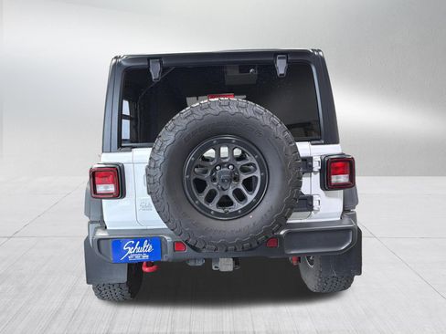 Used 2023 Jeep Wrangler Unlimited Rubicon w/ Xtreme 35 Tire Package AWD/4WD image 6