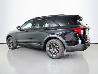 New 2025 Ford Explorer ST-Line w/ Premium Package