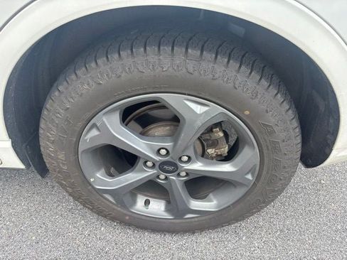 Used 2024 Ford Escape ST-Line w/ Tech Pack #1 AWD/4WD image 28