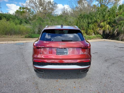 Certified 2025 Audi Q5 Premium Plus w/ Premium Plus image 5