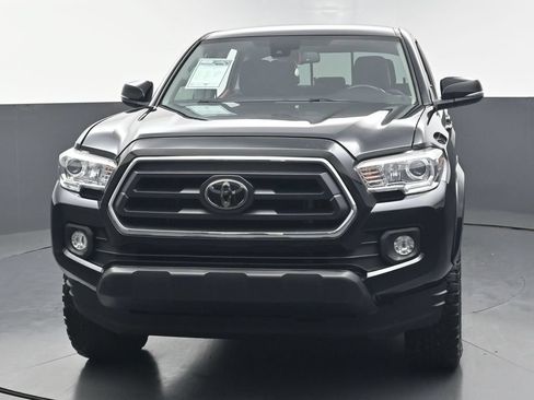 Used 2022 Toyota Tacoma SR5 w/ Technology Package RWD image 7