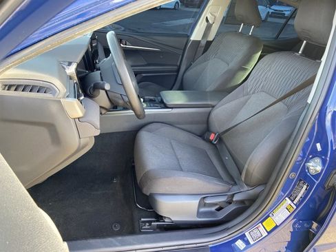 Used 2025 Toyota Camry LE image 17