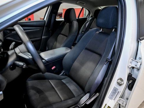 Used 2021 MAZDA MAZDA3 s image 12