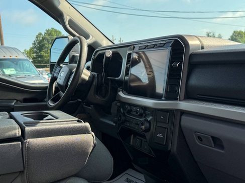 Used 2023 Ford F250 XLT w/ XLT Premium Package AWD/4WD image 15